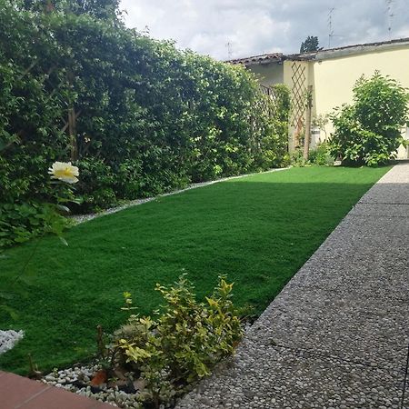Movie Star Apartment With Garden Florence Exterior photo